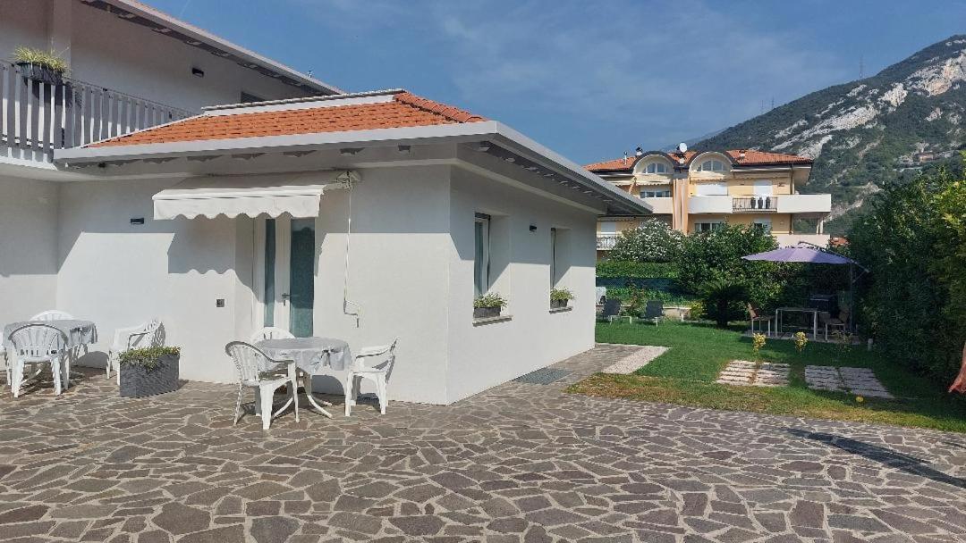 Sam&Sun Apartman Torbole Sul Garda Kültér fotó